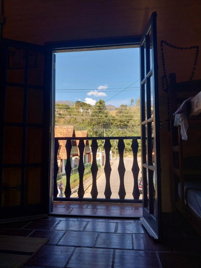 Passa Quatro- CASA INTEIRA RUSTICA para até 9 pessoas Esterno foto